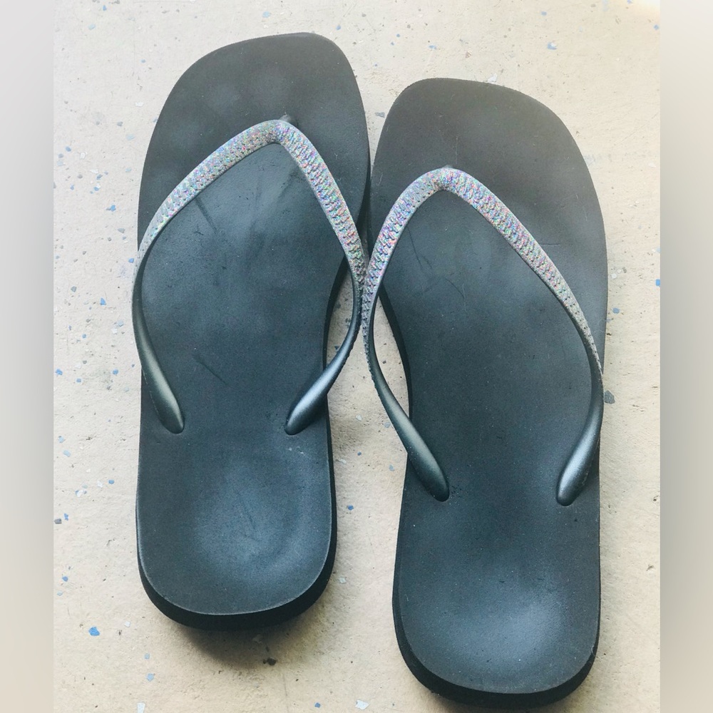 SALE: Flip Flops (Bling)